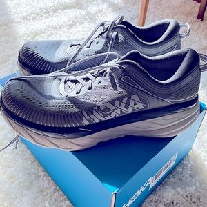 Womens Hoka Bondi 7 size 10.5
